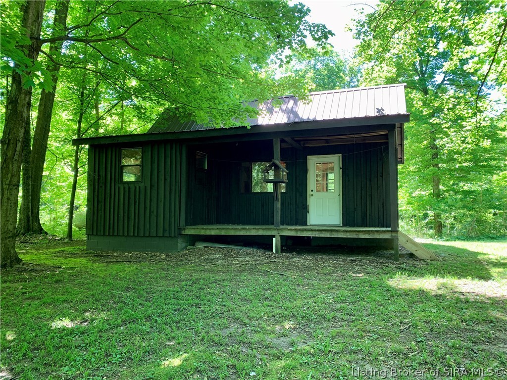 8131 West Rosebud Road Salem, IN 47167 - Photo 3 of 51