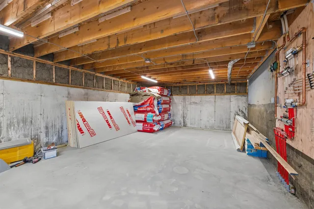 $487,000 | 212 Chelsea Road, Corinth, VT 05039