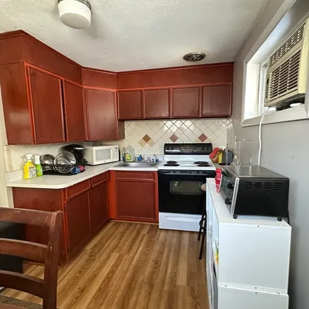 $389,000 | 50-52 Booth Street, Ludlow, MA 01056
