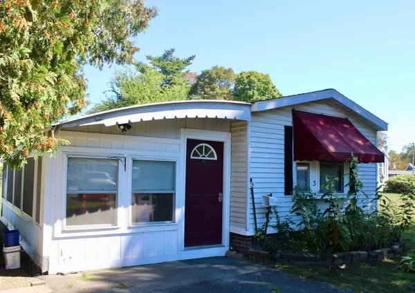 $99,000 | 75 South Street, Unit 3, Bernardston, MA 01337