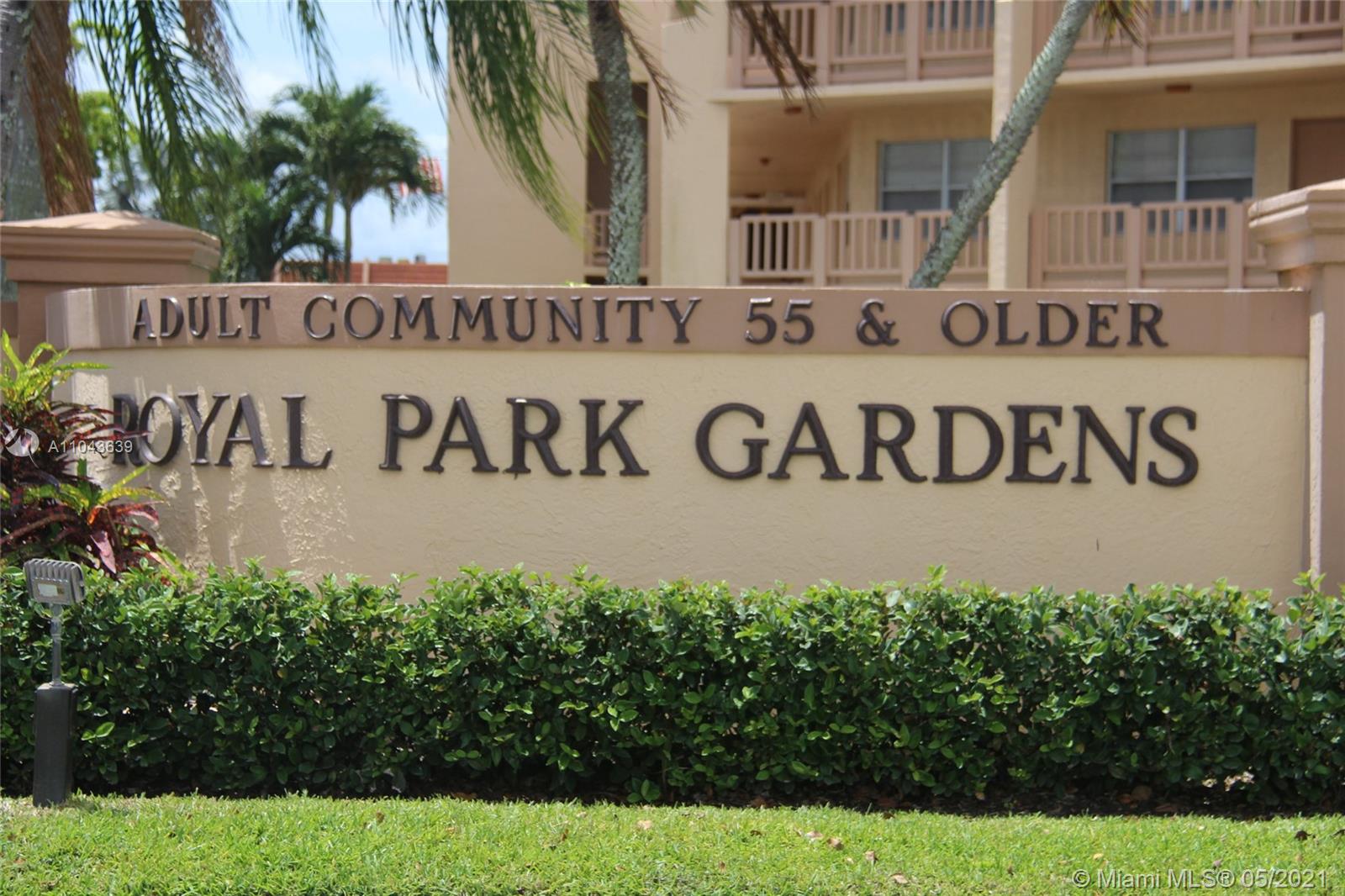 Royal Park Gardens Condominiums Margate, FL 33063 - Photo 2 of 24