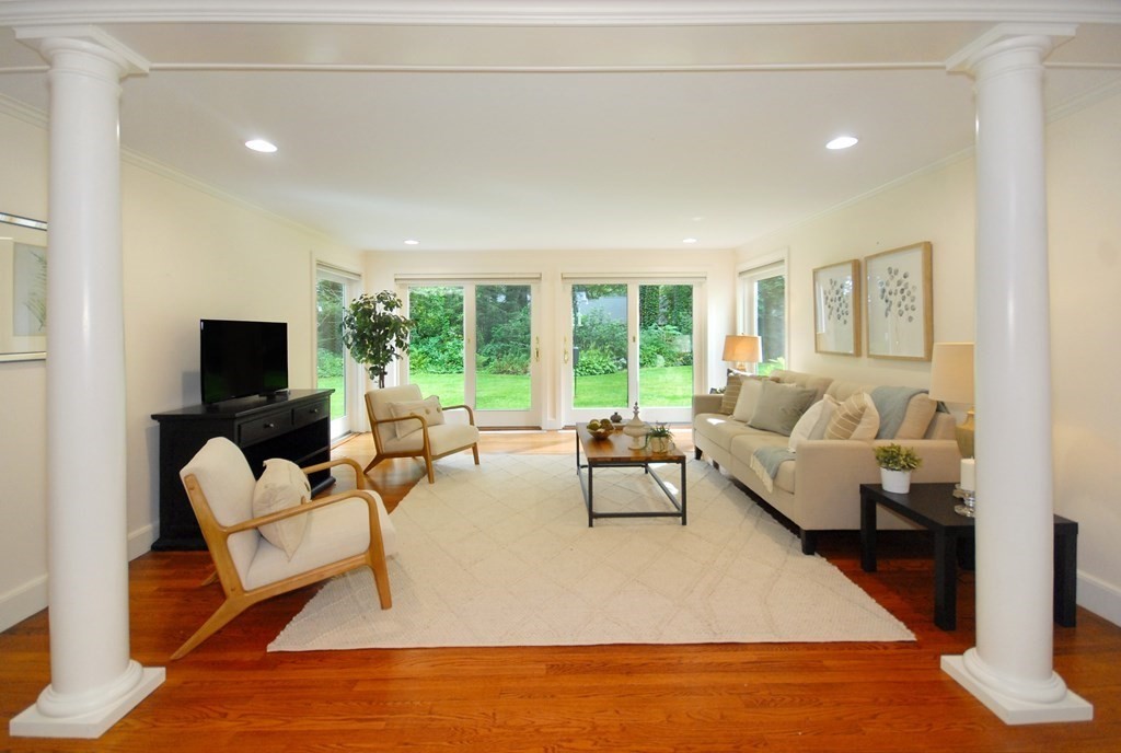 188 Independence Road Concord, MA 01742 - Photo 3 of 39