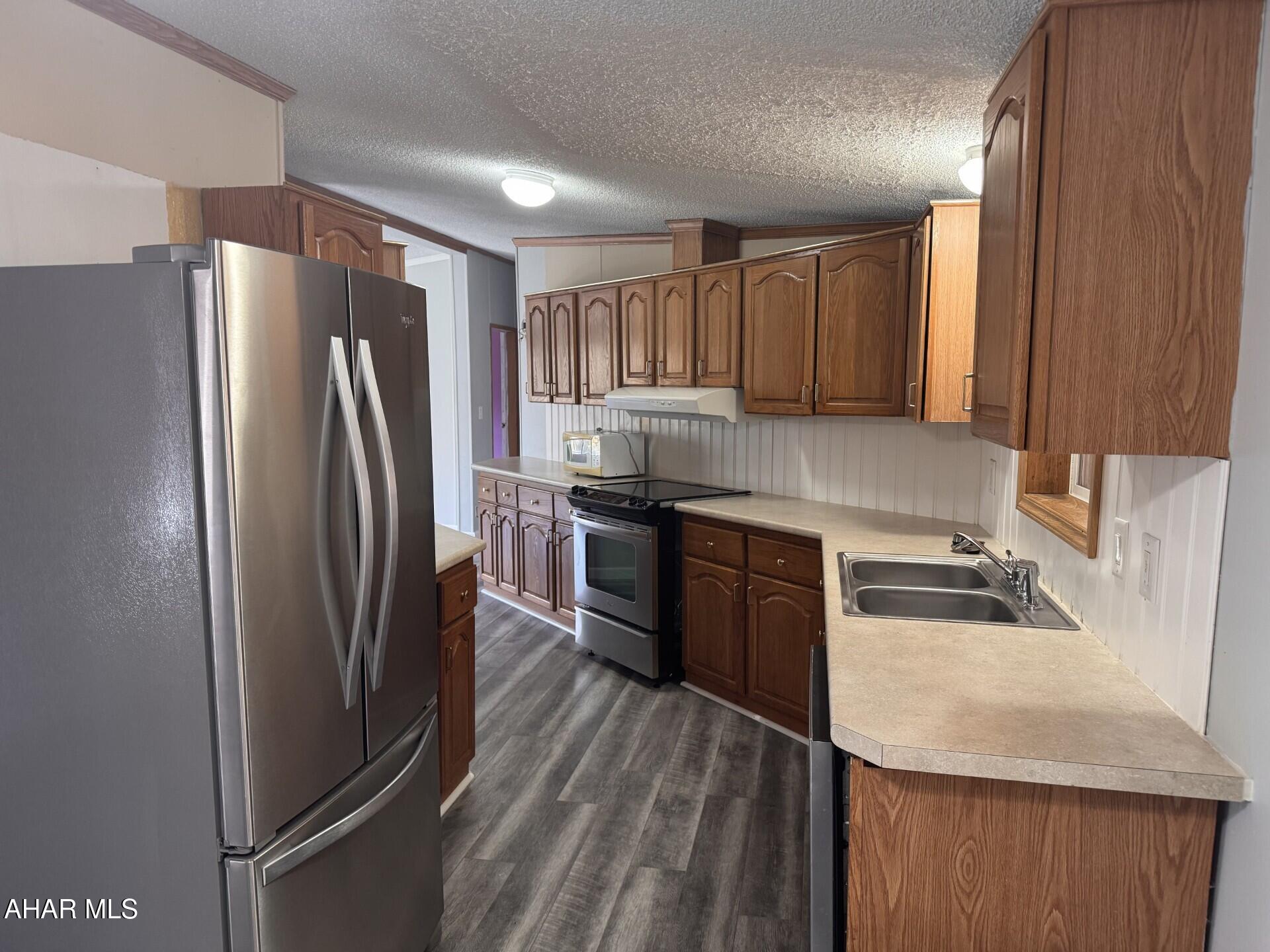 226 Morningside Flinton, PA 16640 - Photo 6 of 34
