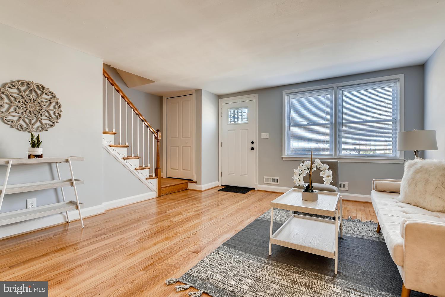 1547 Barrett Road Baltimore, MD 21207 - Photo 2 of 28
