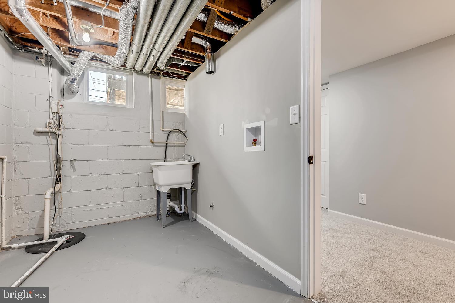 1547 Barrett Road Baltimore, MD 21207 - Photo 26 of 28