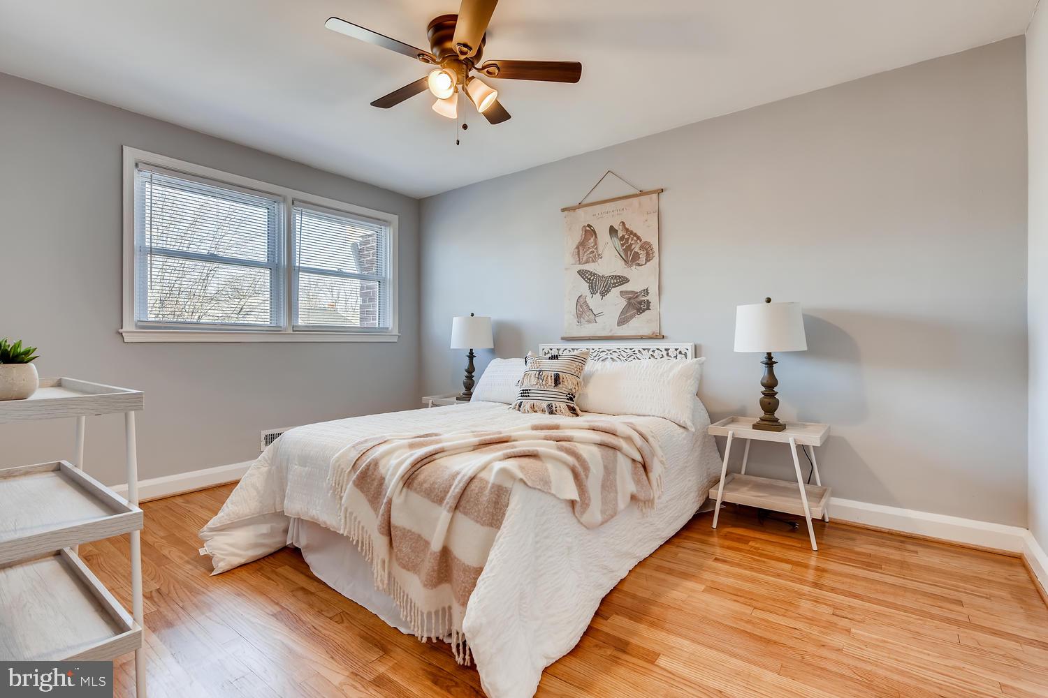1547 Barrett Road Baltimore, MD 21207 - Photo 4 of 28