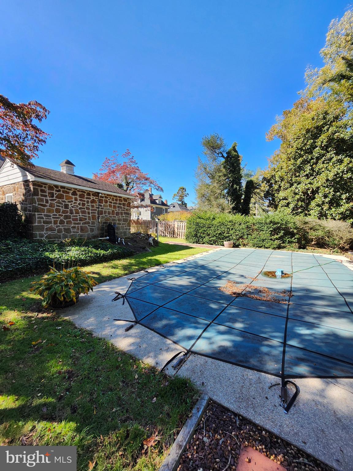 225 West Commerce Street Bridgeton, NJ 08302 - Photo 15 of 19 a view of a backyard with swimming pool
