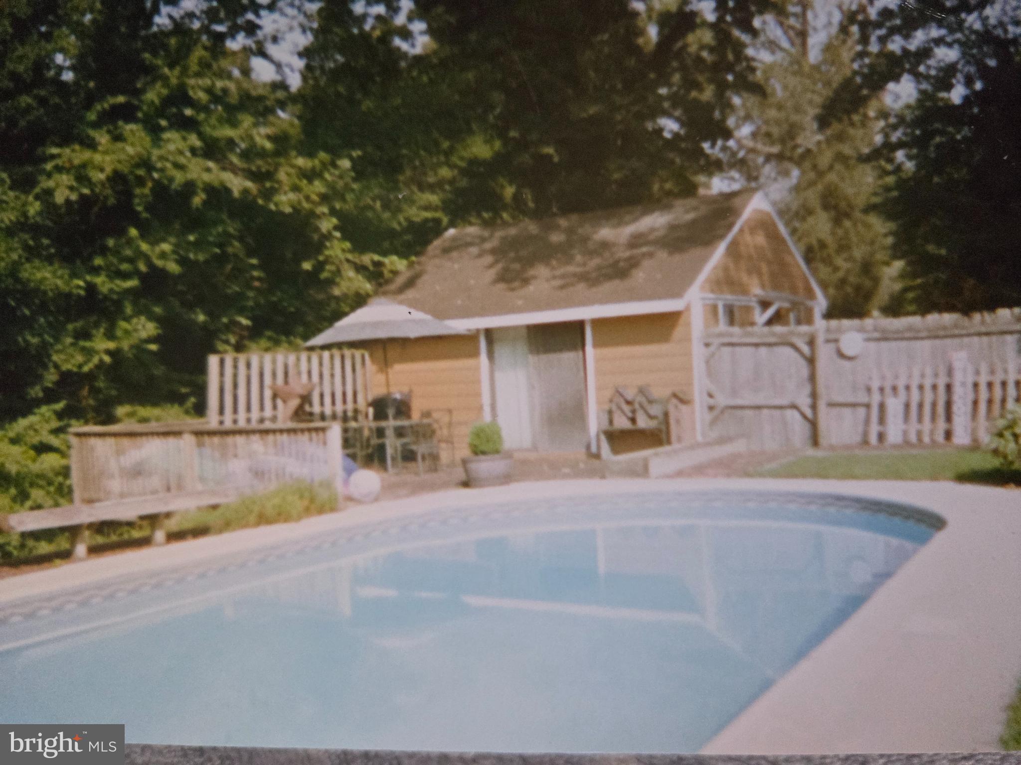 225 West Commerce Street Bridgeton, NJ 08302 - Photo 19 of 19 a view of backyard of house