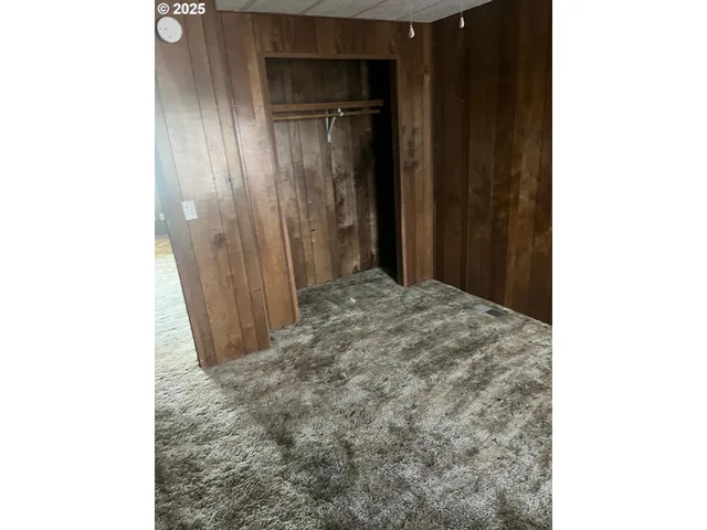 a view of a bathroom