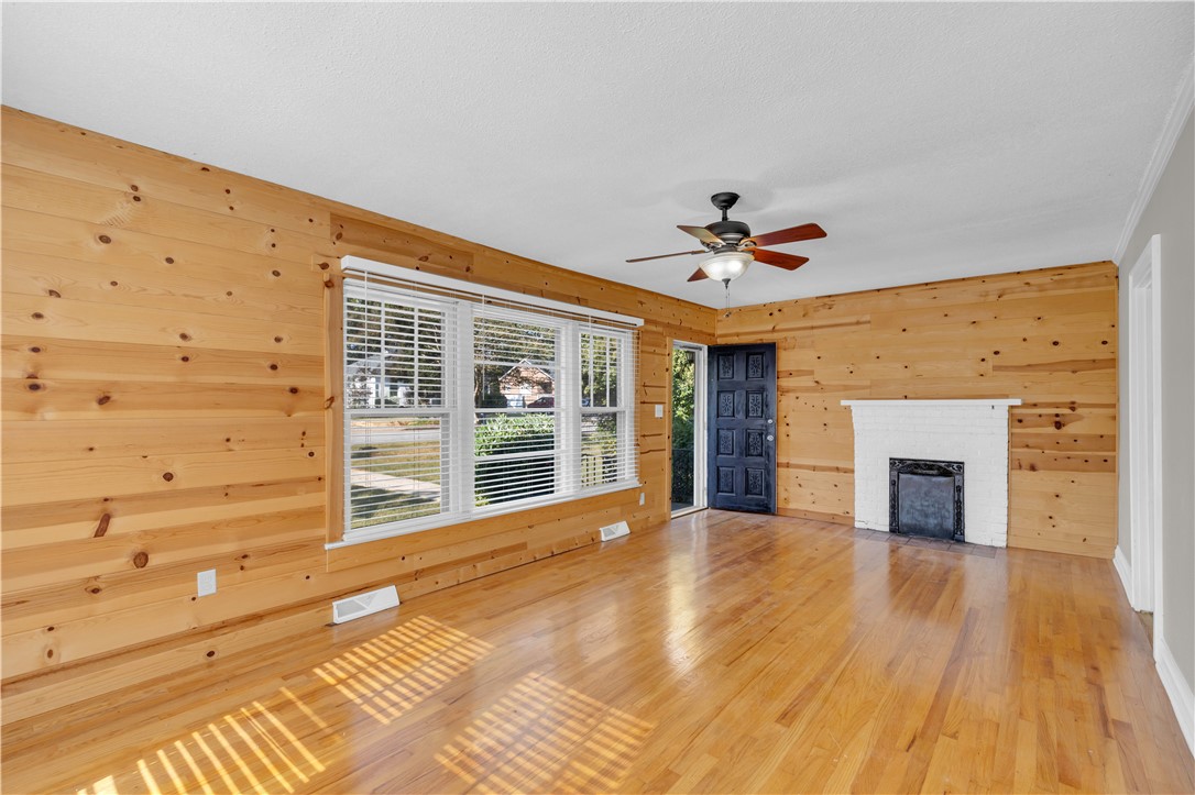 2602 Whitehall Avenue Anderson, SC 29621 - Photo 5 of 31