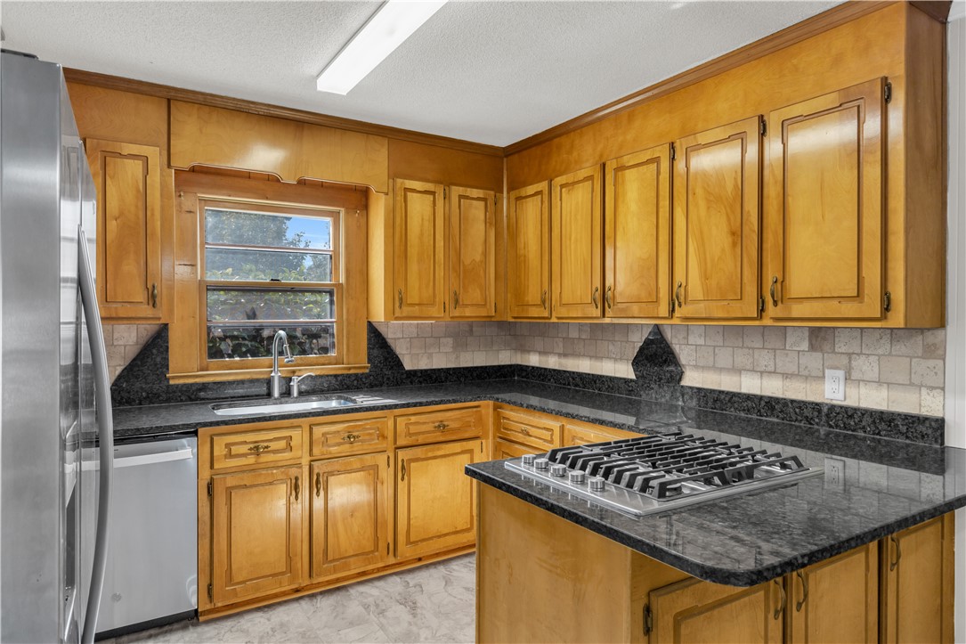 2602 Whitehall Avenue Anderson, SC 29621 - Photo 6 of 31