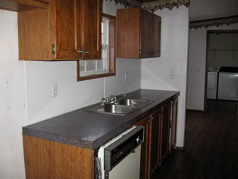 467 Turkeyfoot Trail Road Markleton, PA 15551 - Photo 6 of 17 Kitchen.