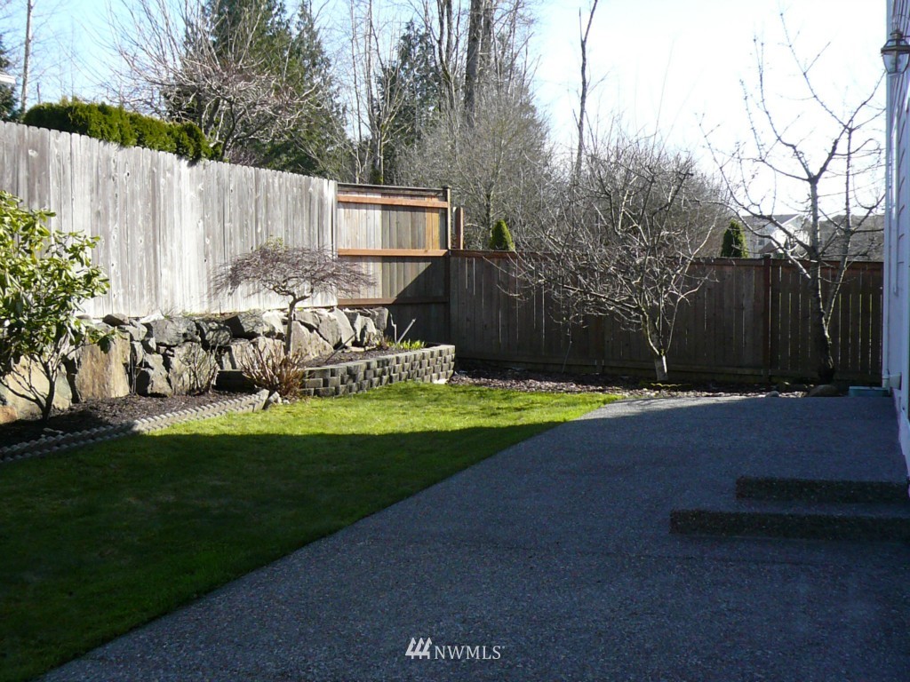 504 Pasco Place Northeast Renton, WA 98059 - Photo 2 of 25 Gallery Image 2
