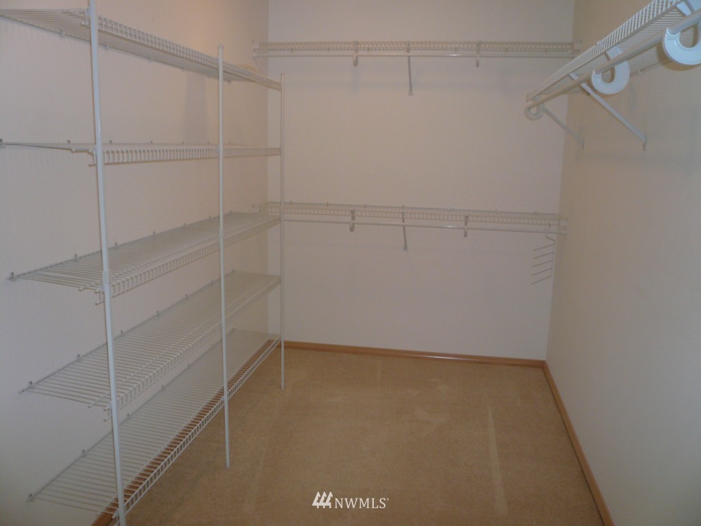 504 Pasco Place Northeast Renton, WA 98059 - Photo 15 of 25 Gallery Image 15