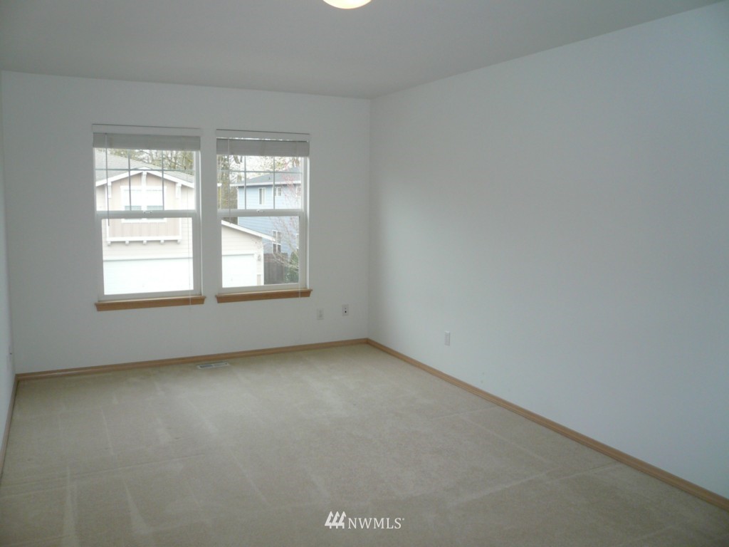 504 Pasco Place Northeast Renton, WA 98059 - Photo 17 of 25 Gallery Image 17