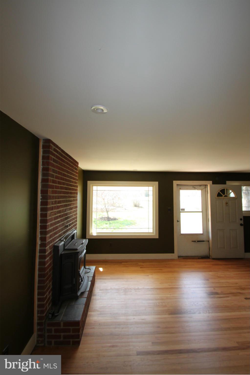 10563 Elk Run Road Catlett, VA 20119 - Photo 11 of 30 Family Room