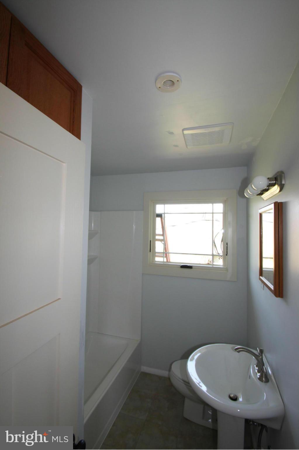 10563 Elk Run Road Catlett, VA 20119 - Photo 15 of 30 Bath