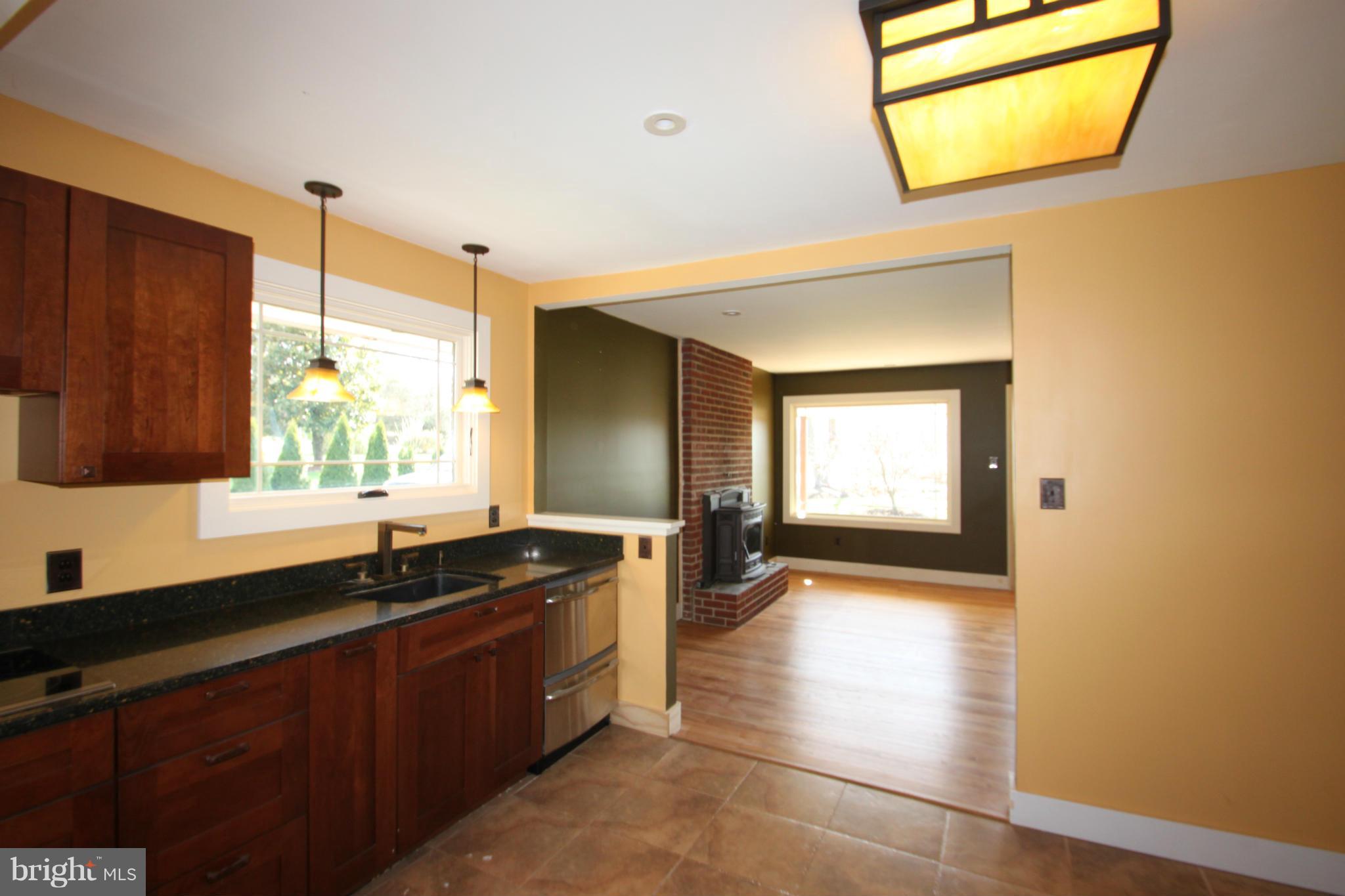 10563 Elk Run Road Catlett, VA 20119 - Photo 4 of 30 Kitchen