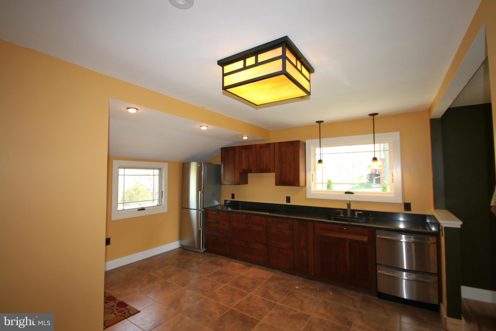 10563 Elk Run Road Catlett, VA 20119 - Photo 5 of 30 Kitchen