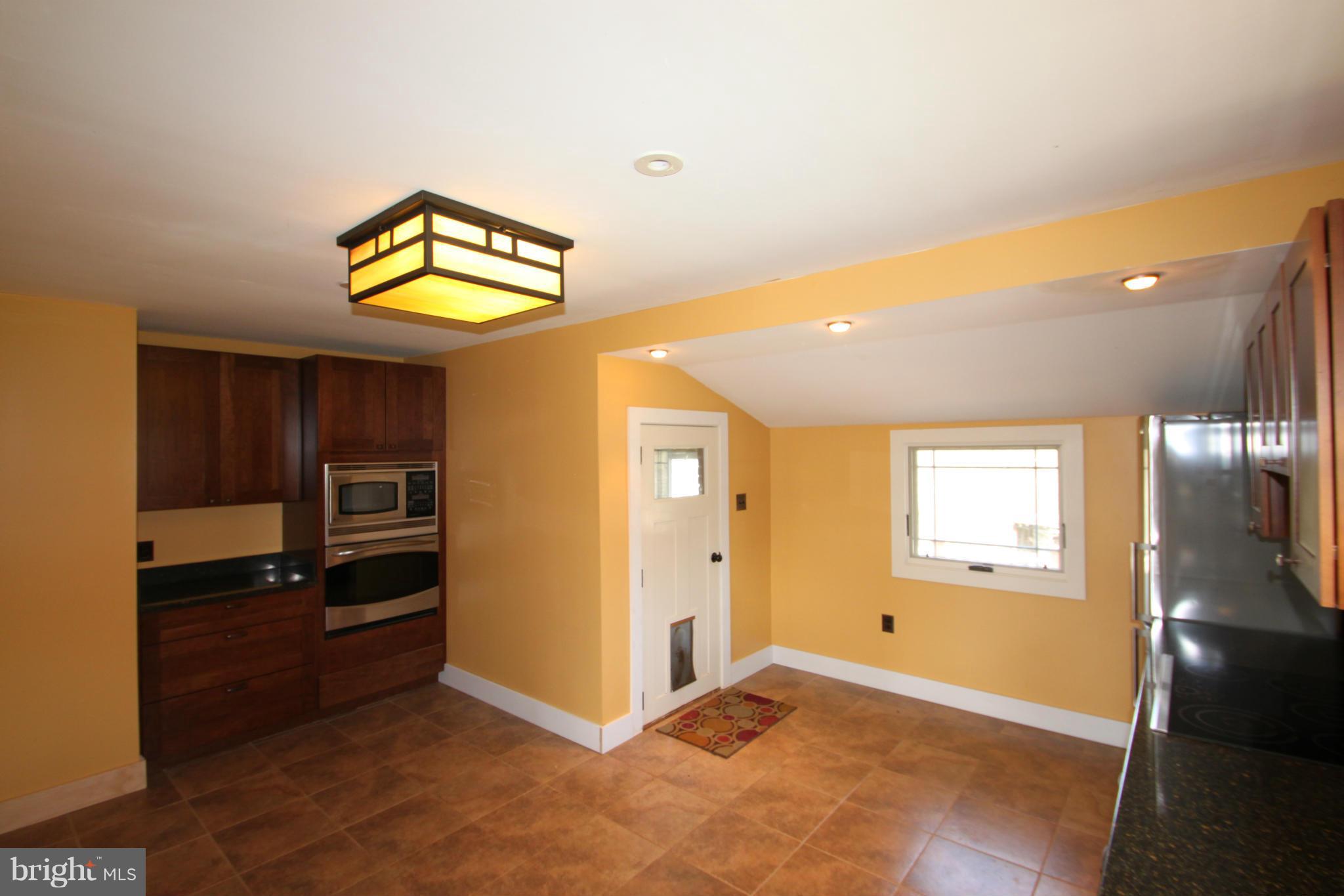 10563 Elk Run Road Catlett, VA 20119 - Photo 6 of 30 Kitchen