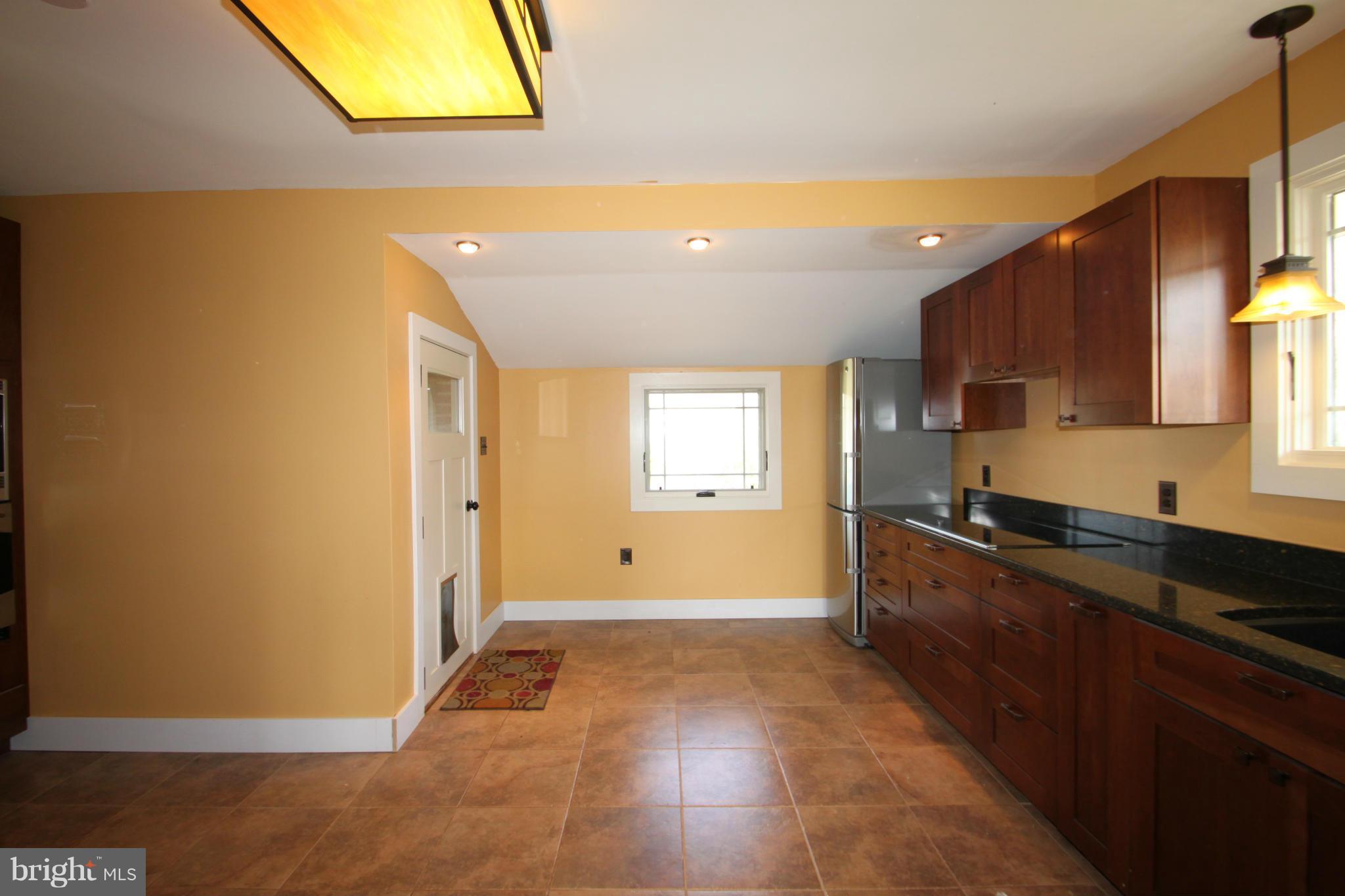 10563 Elk Run Road Catlett, VA 20119 - Photo 7 of 30 Kitchen