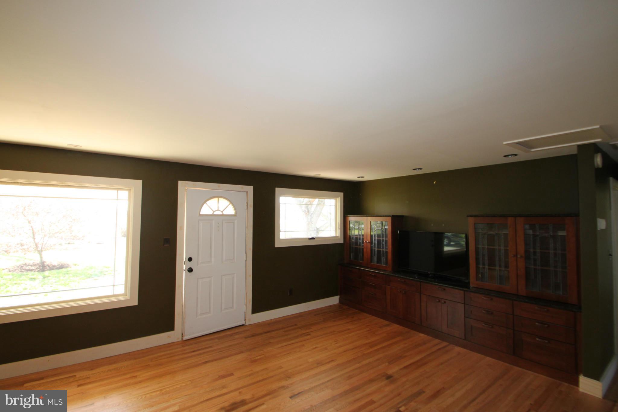 10563 Elk Run Road Catlett, VA 20119 - Photo 10 of 30 Family Room