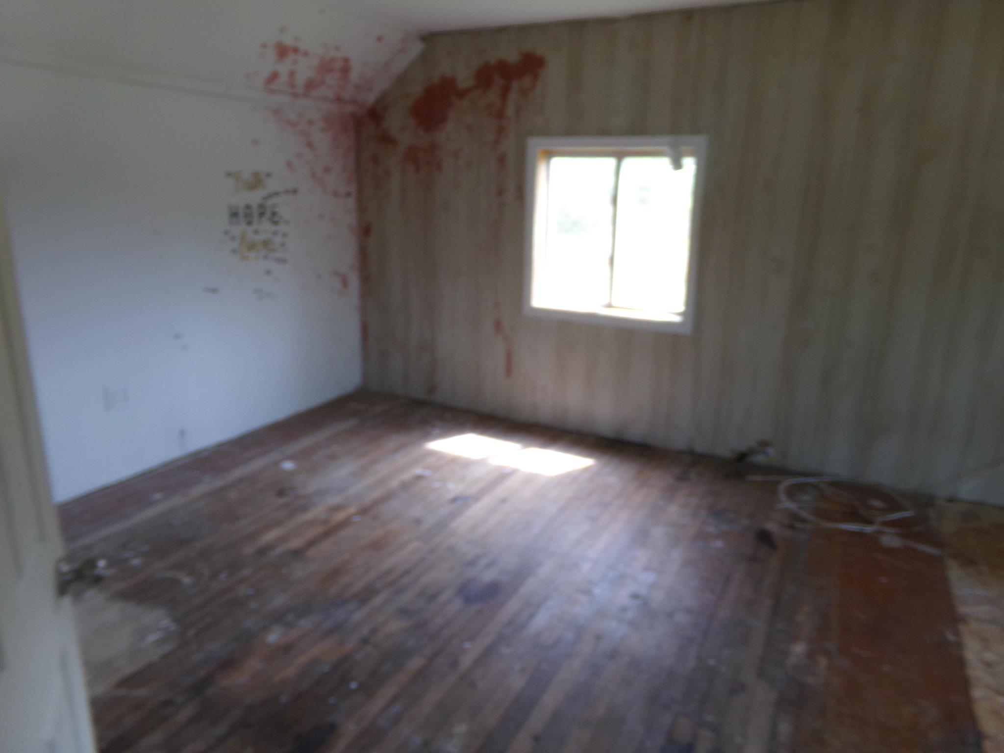14 Gibson Avenue Whitesboro, NJ 08210 - Photo 22 of 25 an empty room with wooden floor and windows