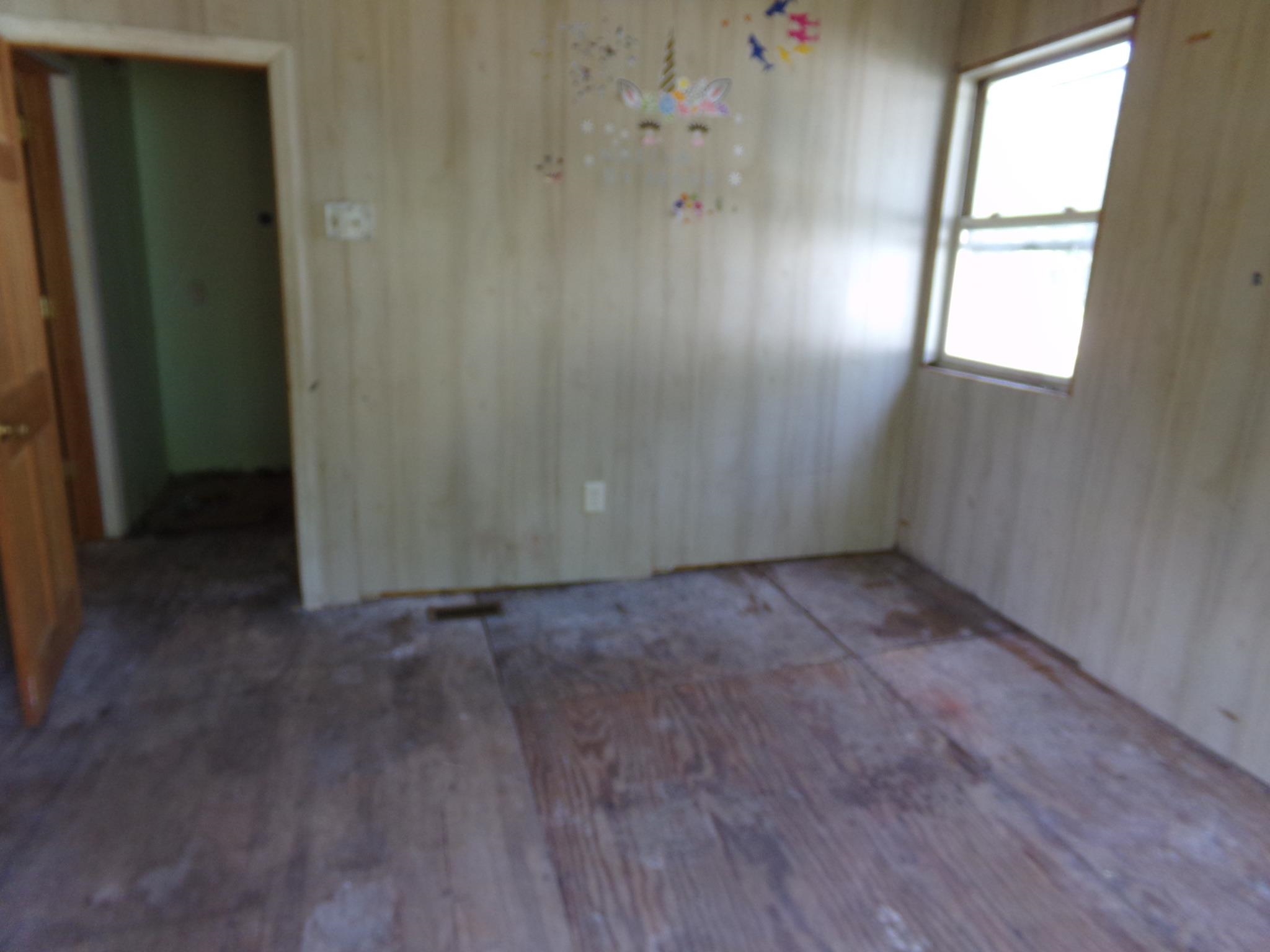 14 Gibson Avenue Whitesboro, NJ 08210 - Photo 25 of 25 an empty room with windows