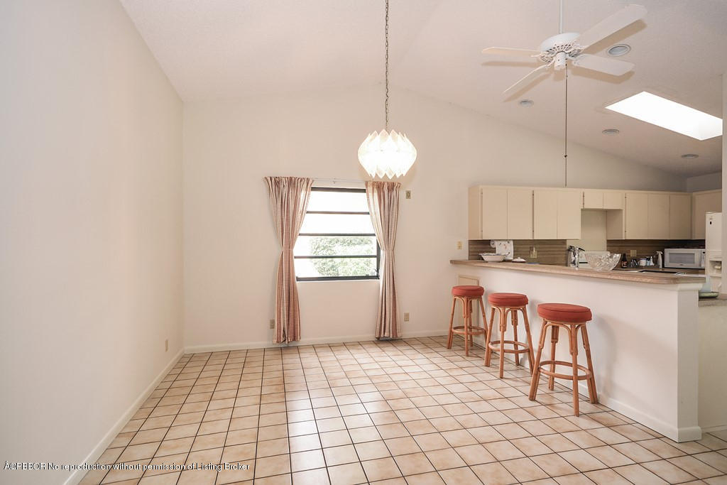 22090 Ensenada Way Boca Raton, FL 33433 - Photo 4 of 10 Dining Area