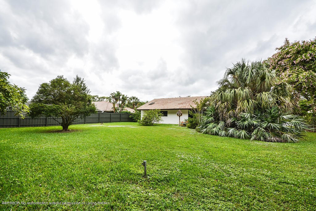 22090 Ensenada Way Boca Raton, FL 33433 - Photo 9 of 10 Rear
