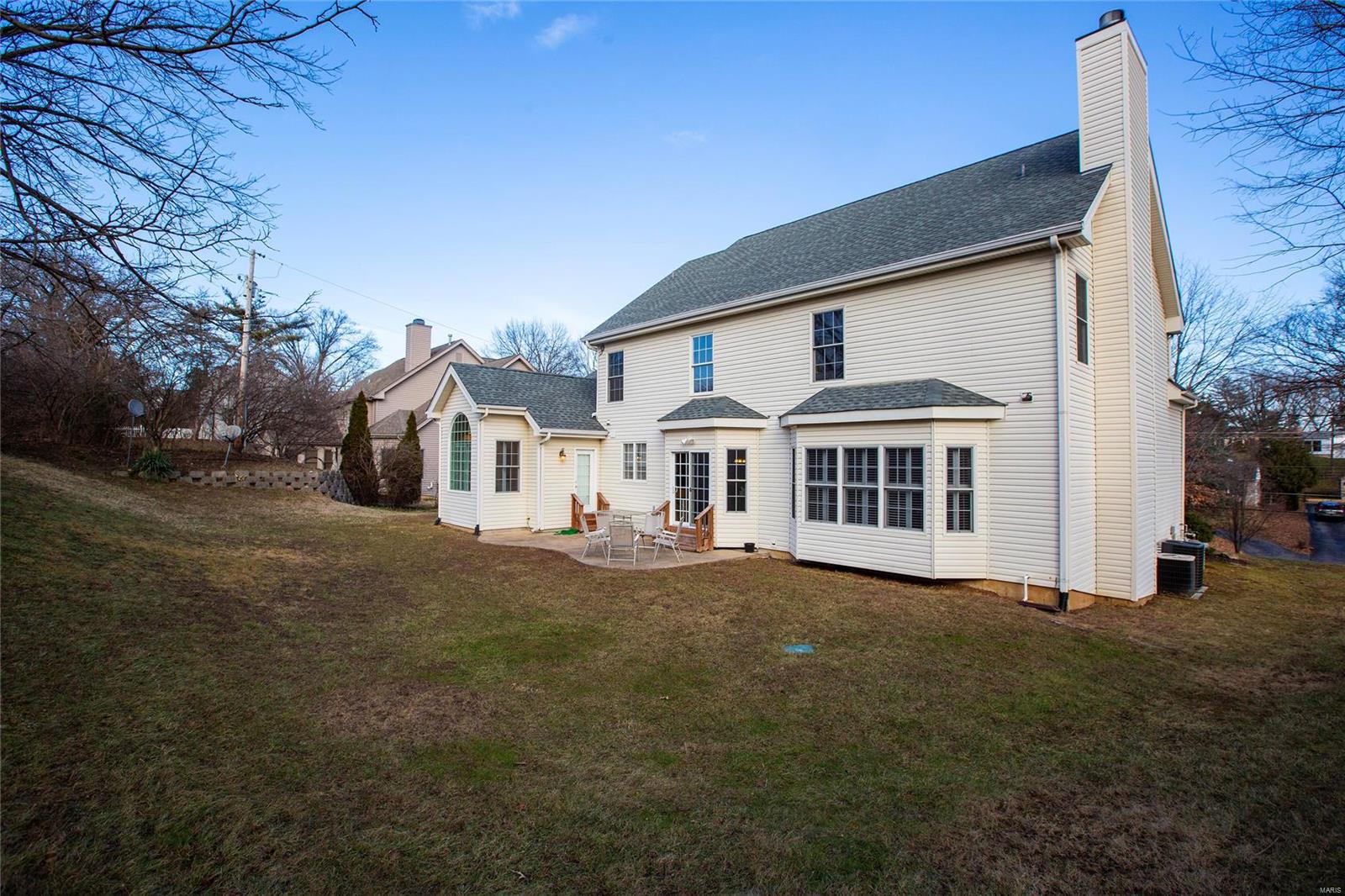 821 North Spoede Road Creve Coeur, MO 63141 - Photo 37 of 39