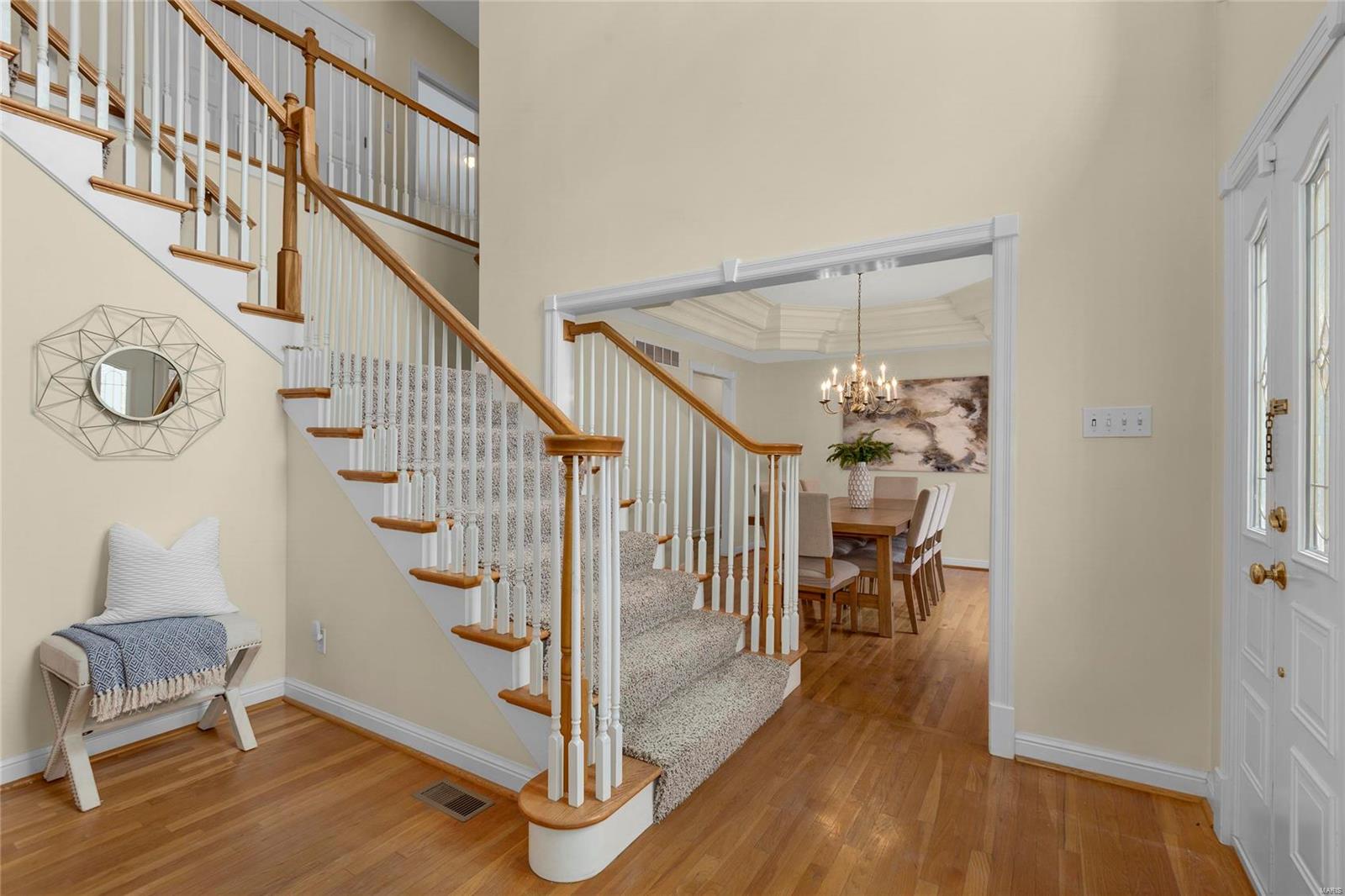 821 North Spoede Road Creve Coeur, MO 63141 - Photo 6 of 39