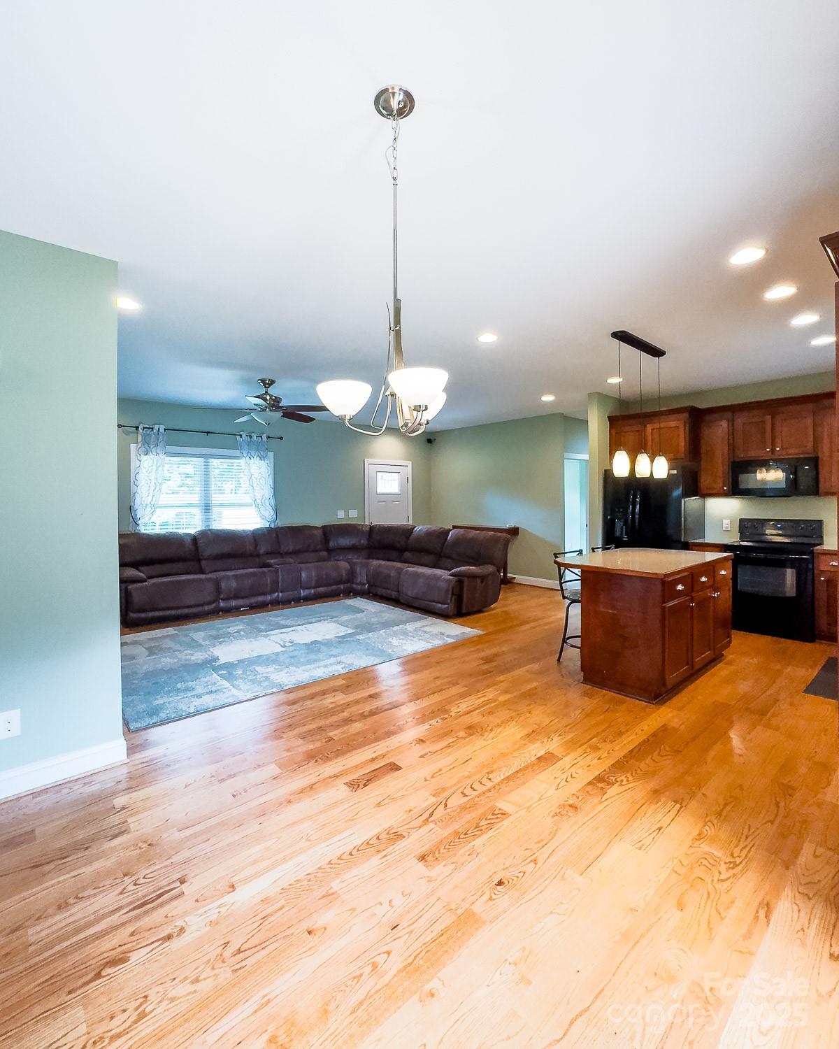 28835 Hartsell Road Albemarle, NC 28001 - Photo 4 of 31 Gallery Image 4