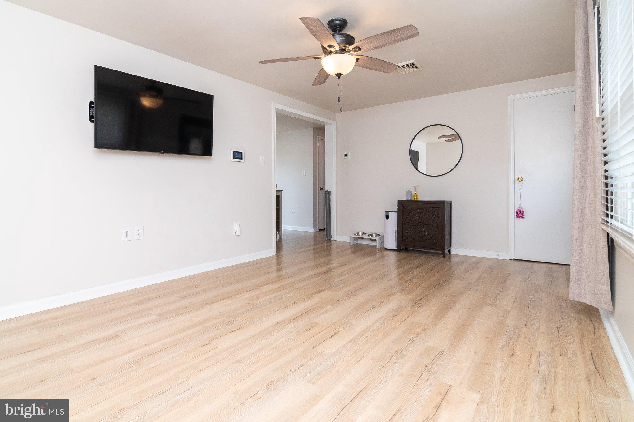 14788 Josephs Road Seaford, DE 19973 - Photo 9 of 25 Bright and airy living space awaits.