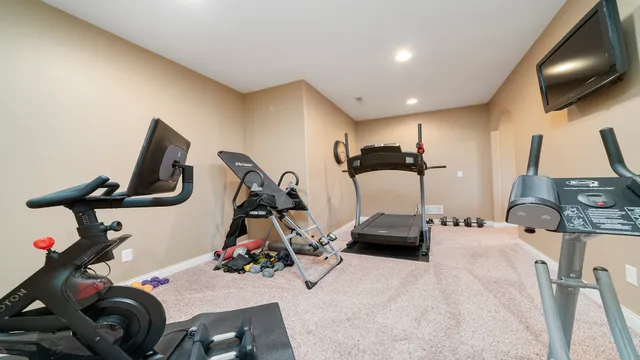 $679,000 | 1815 White Pines Drive, Dixon, IL 61021