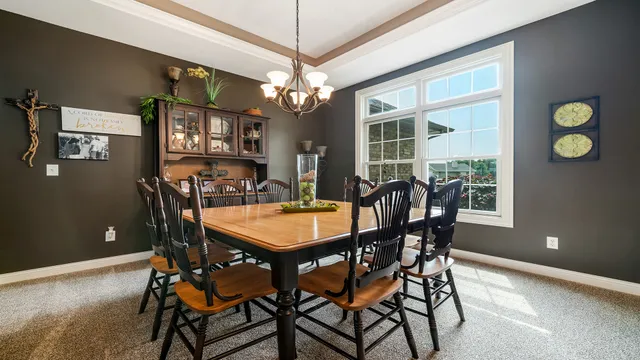 $679,000 | 1815 White Pines Drive, Dixon, IL 61021