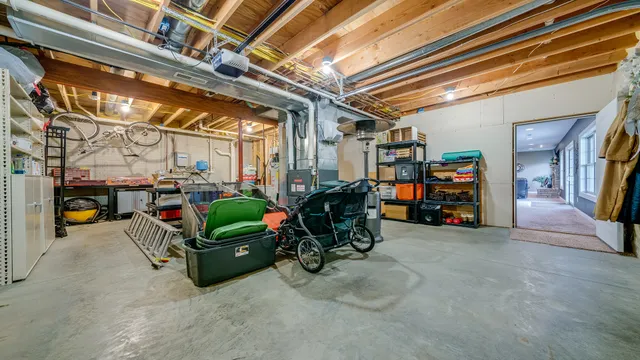 $679,000 | 1815 White Pines Drive, Dixon, IL 61021