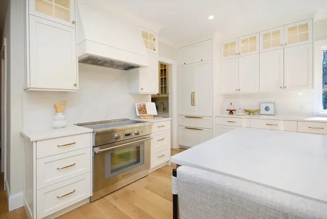 $2,495,000 | 1053 Main Street, Concord, MA 01742