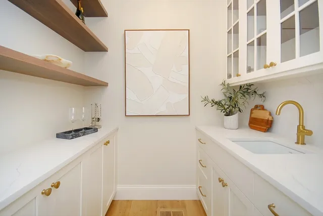 $2,495,000 | 1053 Main Street, Concord, MA 01742