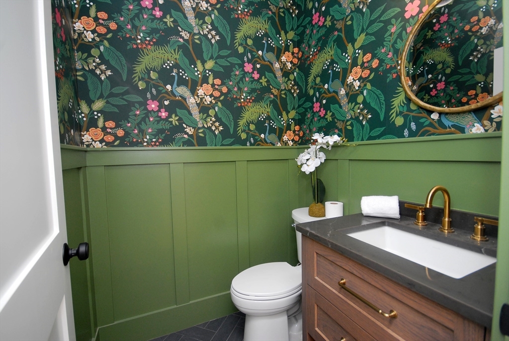 1053 Main Street Concord, MA 01742 - Photo 18 of 38