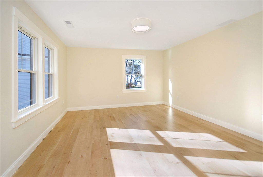 1053 Main Street Concord, MA 01742 - Photo 20 of 38