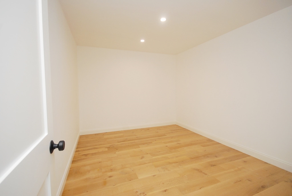 1053 Main Street Concord, MA 01742 - Photo 29 of 38