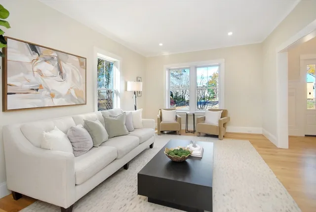 $2,495,000 | 1053 Main Street, Concord, MA 01742