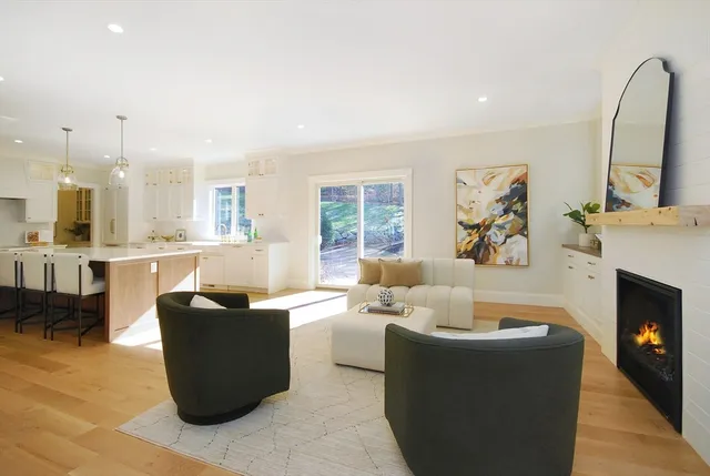 $2,495,000 | 1053 Main Street, Concord, MA 01742