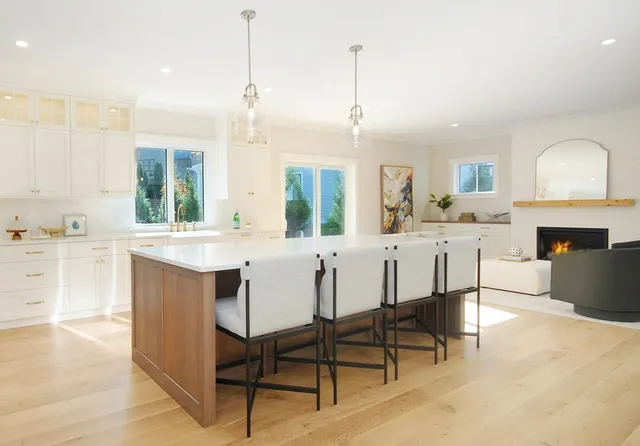 $2,495,000 | 1053 Main Street, Concord, MA 01742