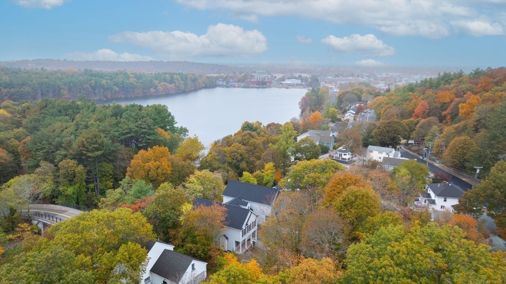772 Main Street, Unit 2 Wakefield, MA 01880 - Photo 2 of 30 a view of a city