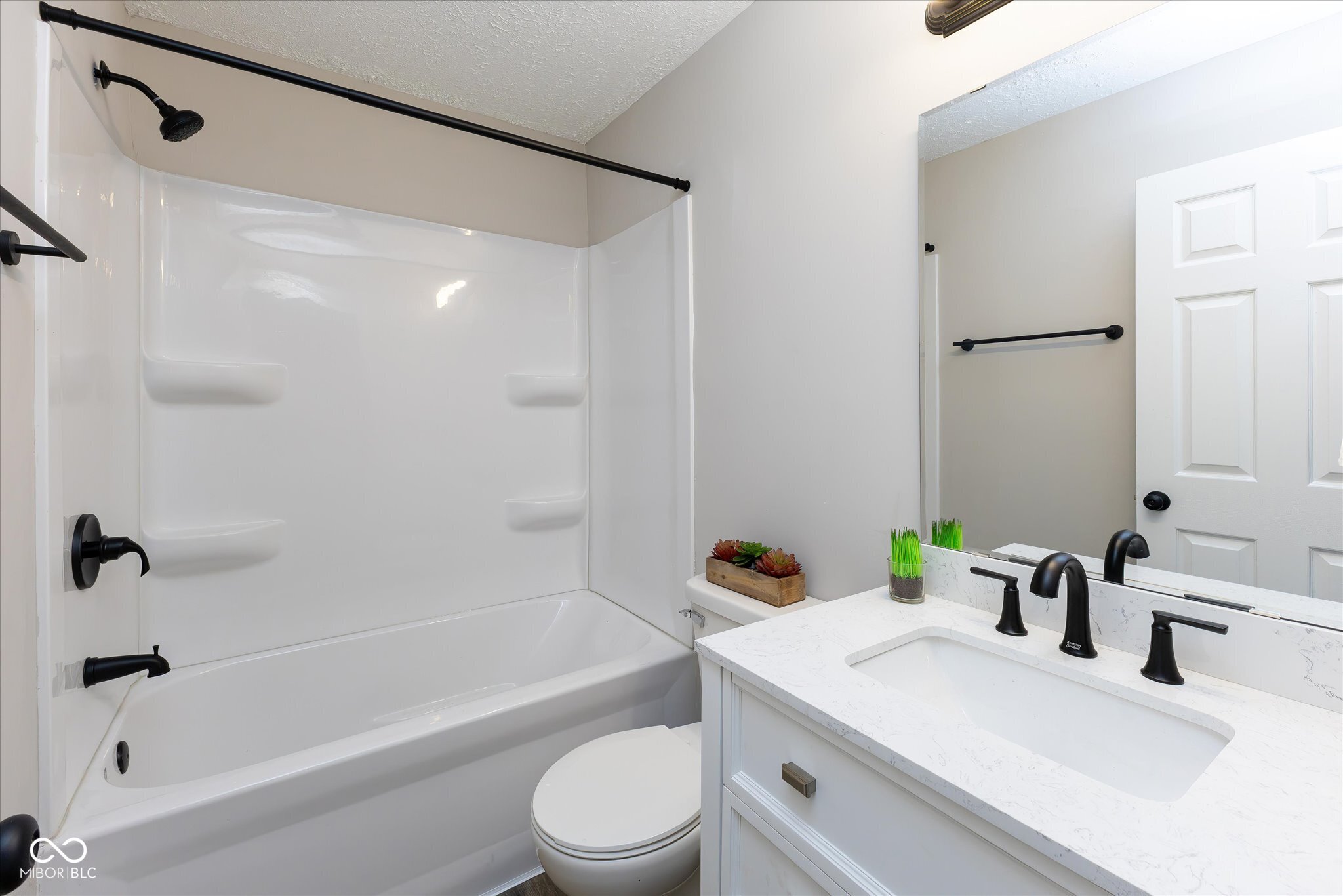3228-3230 Smith Road Plainfield, IN 46168 - Photo 15 of 19 Gallery Image 15