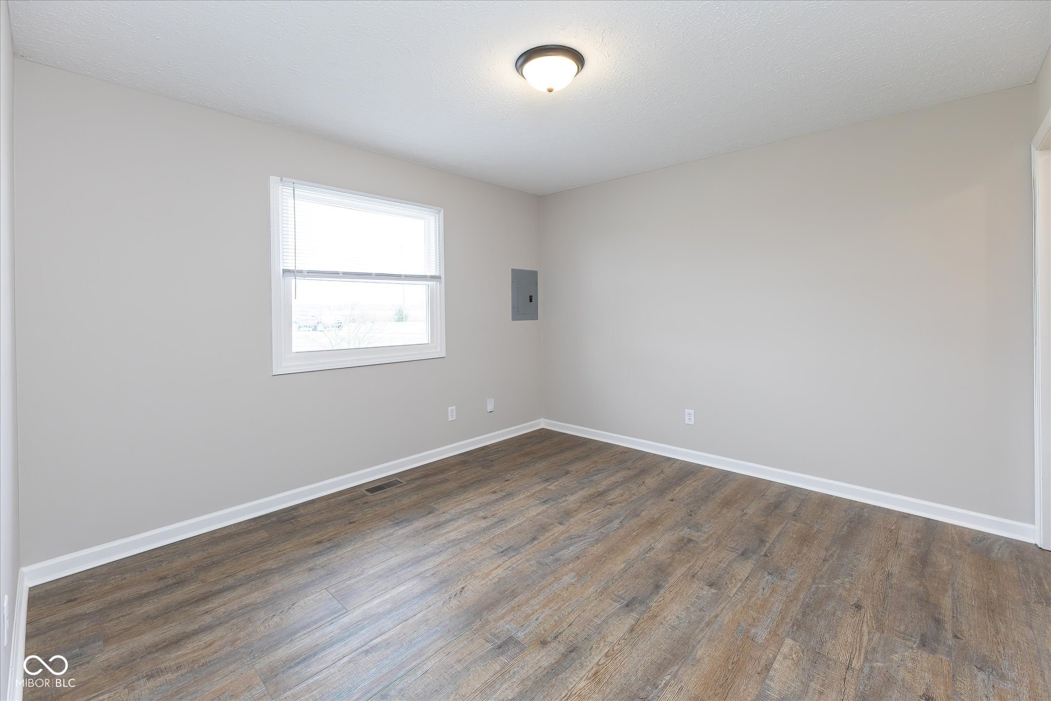 3228-3230 Smith Road Plainfield, IN 46168 - Photo 16 of 19 Gallery Image 16