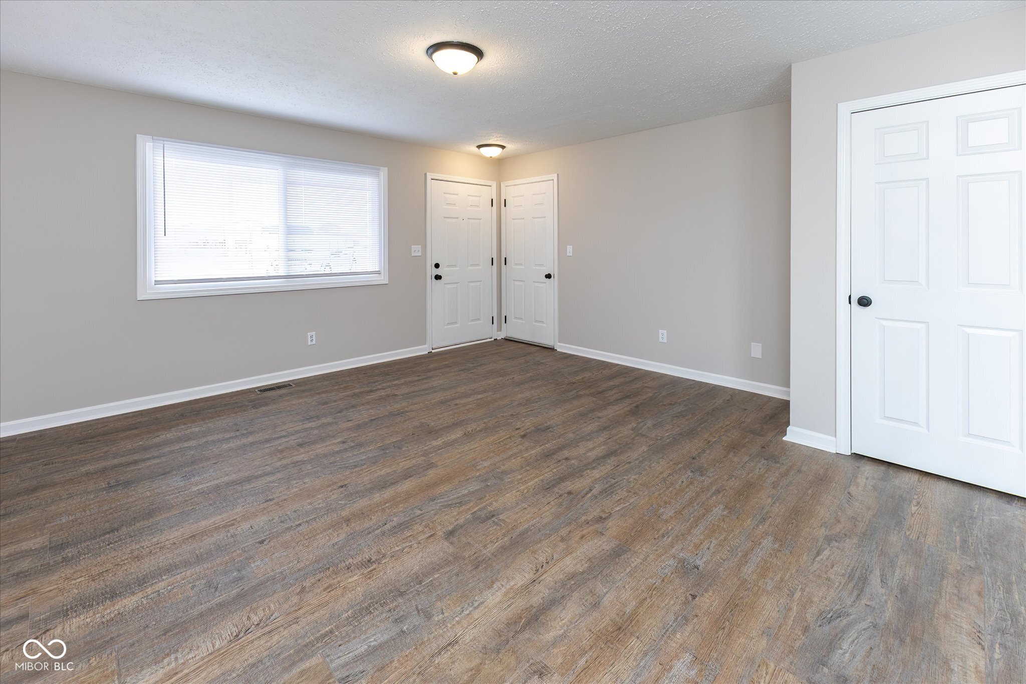 3228-3230 Smith Road Plainfield, IN 46168 - Photo 5 of 19 Gallery Image 5