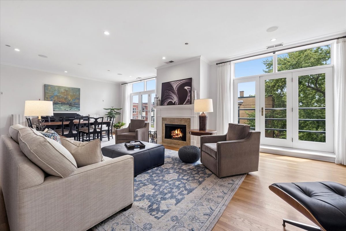2100 North Racine Avenue, Unit 3D Chicago, IL 60614 - Photo 11 of 49